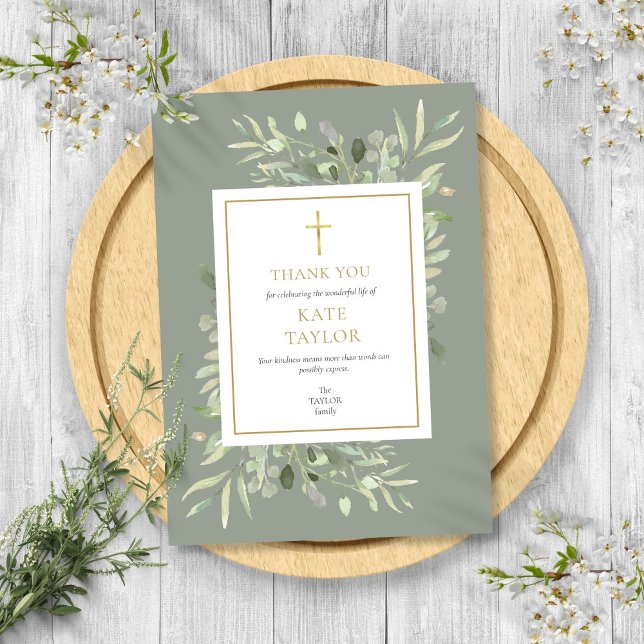 Cartão De Agradecimento Elegante Cruz Dourada Memorial Funeral Verde Sálvi (Elegant Sage Green Funeral Memorial Gold Cross Thank You Card)