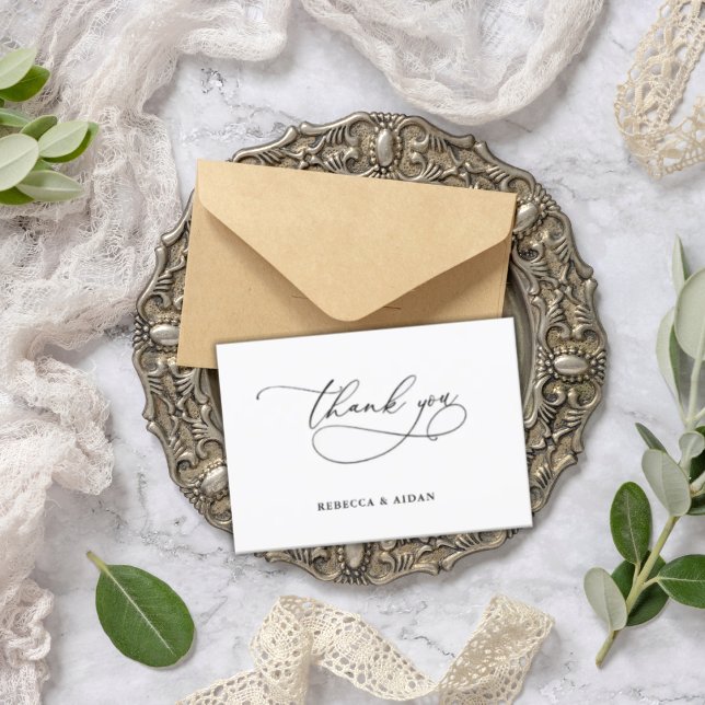 Cartão De Agradecimento  Elegante guión caligráfico Boda blanco y negro (Criador carregado)