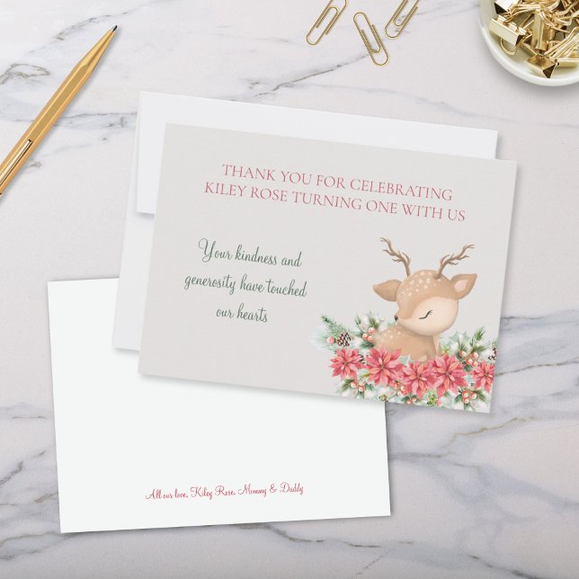 Cartão De Agradecimento Festa de aniversário dos Deers Vermelhos (Festive red and green christmas themed little deer birthday party for kids thank you cards)