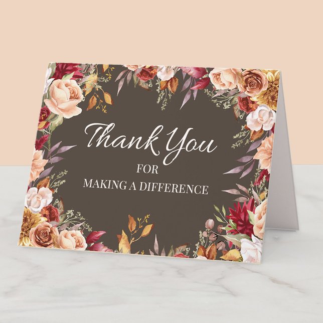 Cartão De Agradecimento Floral de outono elegante Obrigado (Elegant fall floral on taupe "Thank you for making a difference" card )