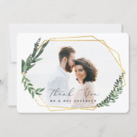 folhagem dourada e geométrica