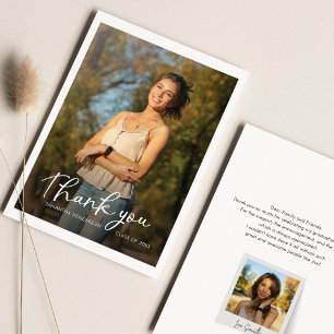 Cartão De Agradecimento Formando de Fotos para Graduação de Script Moderno