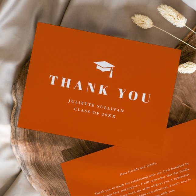 Cartão De Agradecimento Formatura com Gorro e Borla Mínimo (Simple, elegant typography with cap and tassel double-sided graduation thank you note cards.)