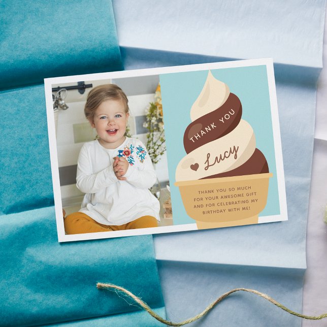 Cartão De Agradecimento Foto de aniversário infantil com sorvete de chocol (Criador carregado)