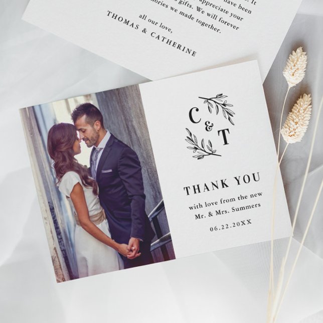 Cartão De Agradecimento Foto de Casamento Branco e Preto do Monograma Eleg (Elegant Monogram Greenery Leaves Wedding Photo Thank You Cards.)