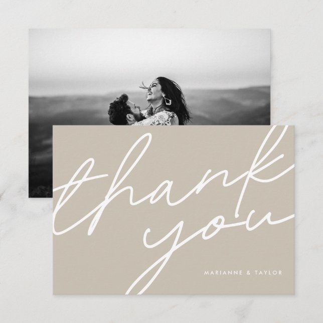 Cartão De Agradecimento Foto de Casamento por Caligrafia Castanha Moderna  (Frente/Verso)