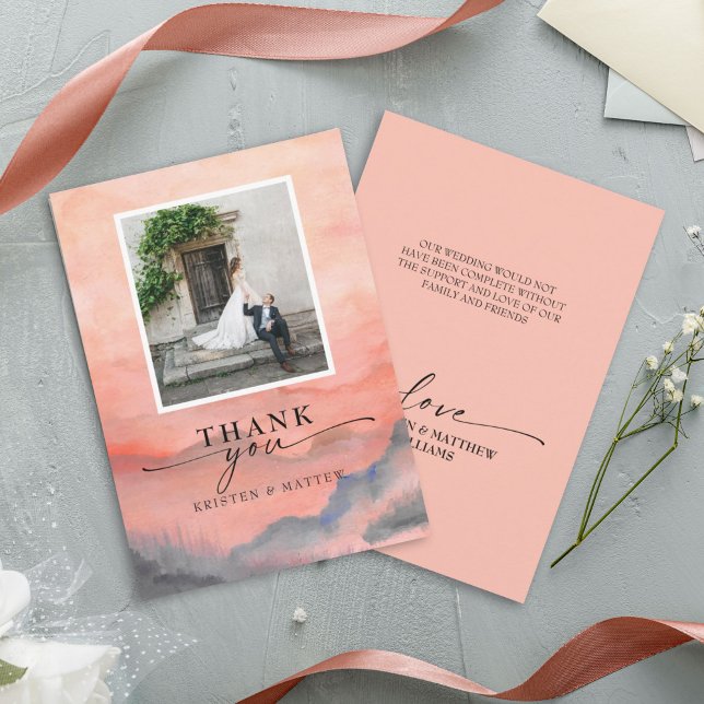 Cartão De Agradecimento Foto De Casamento Russo Por Aquarela De Montanha (This elegant mountain sunset watercolor rustic wedding photo thank you card is elegant.
)