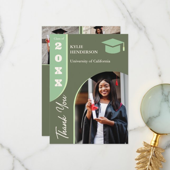 Cartão De Agradecimento Foto de Graduação Moderna Verde (Frente/Verso In Situ)