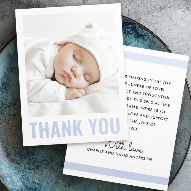 Cartão De Agradecimento Foto do batismo novo bebê branco, azul moderno (Modern dusty blue white new baby baptism photo thank you card)
