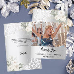 Cartão De Agradecimento Foto do Chá de panela de renda floral branca prate<br><div class="desc">Um Chá de panela moderno Obrigado cartão com fotos. Um fundo com aspecto fino prateado decorado com rosas brancas,  flores e rendas. Personalize e adicione sua foto na frente e obrigado nota atrás.</div>