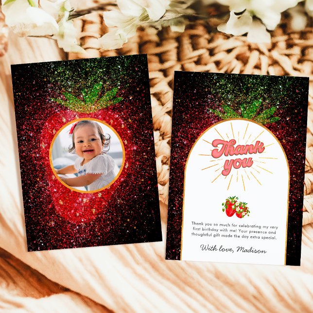 Cartão De Agradecimento Foto do Primeiro primeiro aniversario Berry Strawb (Criador carregado)