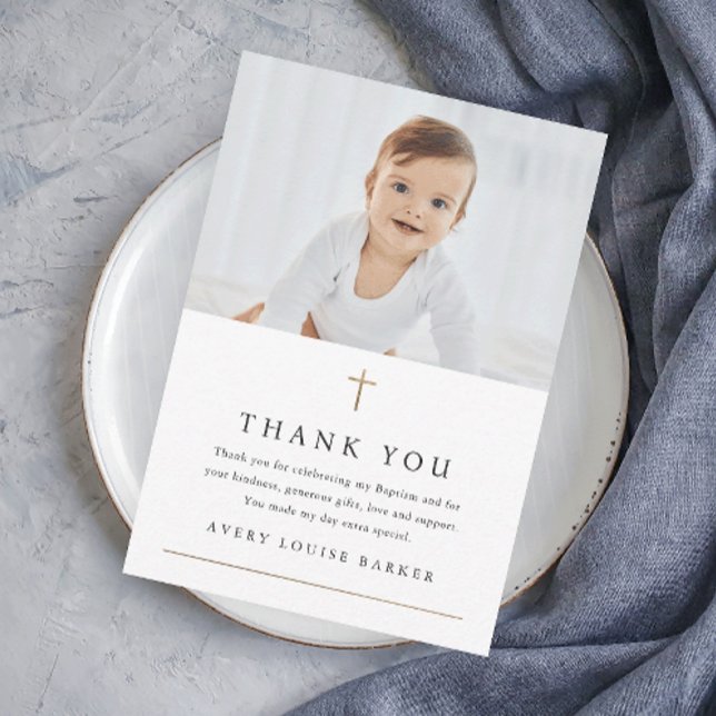 Cartão De Agradecimento Foto Dourada simples Batismo religioso (Elegant simple photo baptism thank you card with gold accents and minimalist typography.)