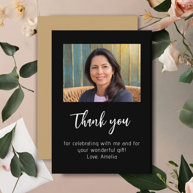 Cartão De Agradecimento Foto minimalista moderna Aniversário (Criador carregado)