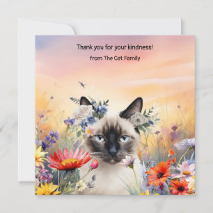 Cartão De Agradecimento Gato está no campo de flores