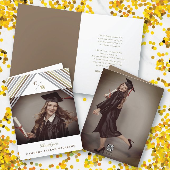 Cartão De Agradecimento Graduação Moderna de Foto em Stripes Diagonais Cas (Brown Diagonal Stripes Monogram, Photo Modern Graduation Thank You Card @ zazzle.com/color_therapy)