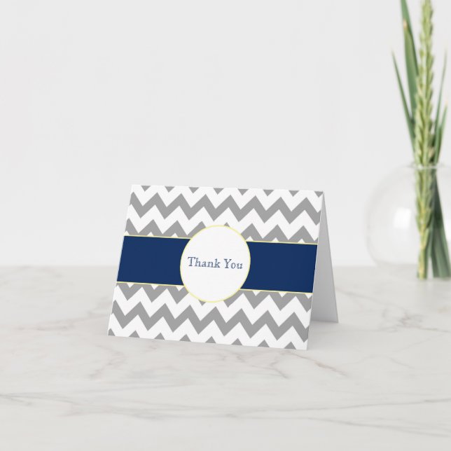 Cartão De Agradecimento Gray and Navy Chevron Striped Monogram Thank You (Frente)