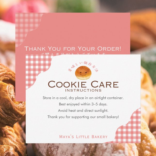 Cartão De Agradecimento Kawaii Bun Red Gingham Cookie Care Instructions (Criador carregado)