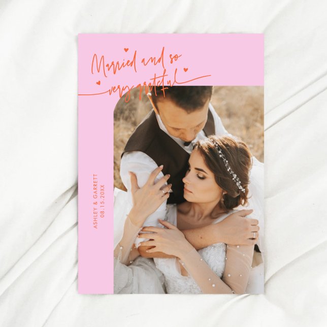 Cartão De Agradecimento Married and Grateful Wedding Photo Orange Pink (Criador carregado)
