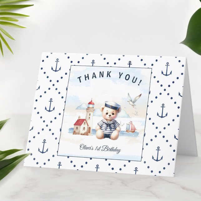 Cartão De Agradecimento Menino do primeiro aniversario Azul Náutico Sabor  (Cute Bear Saior Nautical Blue 1st Birthday Boy Thank You Card)