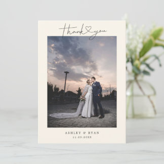 Cartão De Agradecimento Minimalist Simple Script with Heart Wedding Photo