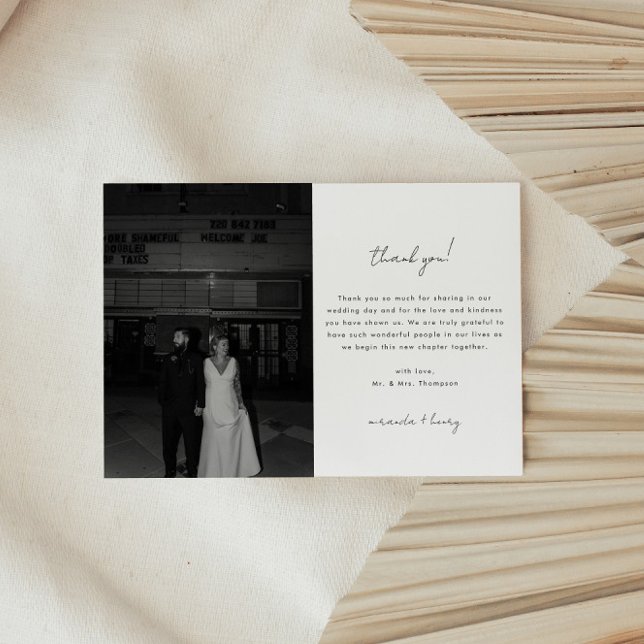 Cartão De Agradecimento Minimalistic Black & White Script Wedding Photo (Criador carregado)