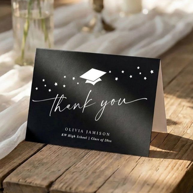 Cartão De Agradecimento Modern Black and White Folded Graduation (Black and white graduation thank you folded card with script and star accents)
