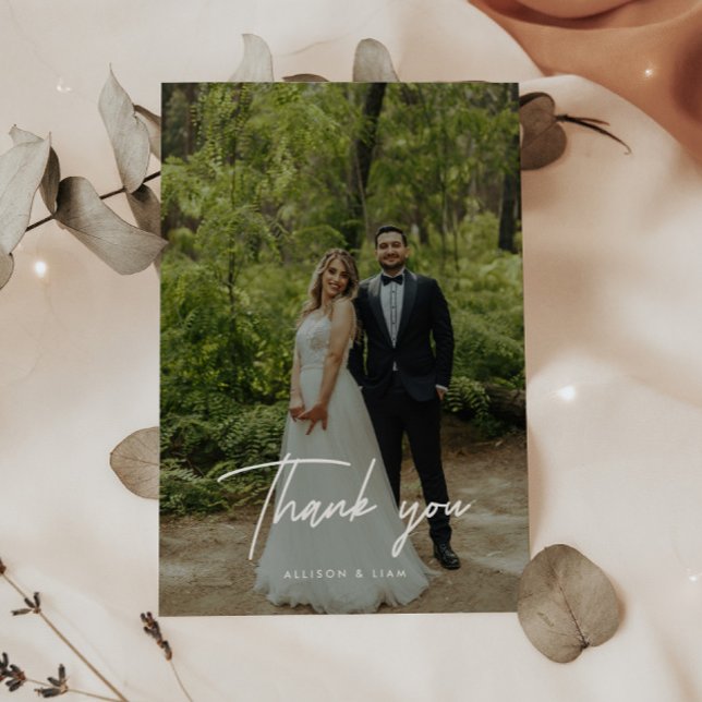 Cartão De Agradecimento Modern Script Lettering Wedding Photo (Criador carregado)