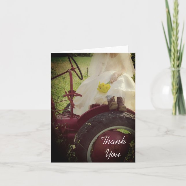Cartão De Agradecimento Noiva sobre Casamento de Fazenda de Trator Vermelh (Frente)