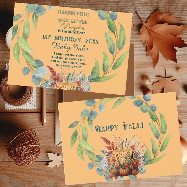 Cartão De Agradecimento Nosso Pequeno primeiro aniversario De Abóbora Cai  (Our Little Pumpkin 1st Birthday Fall Wreath Orange Thank You Card)