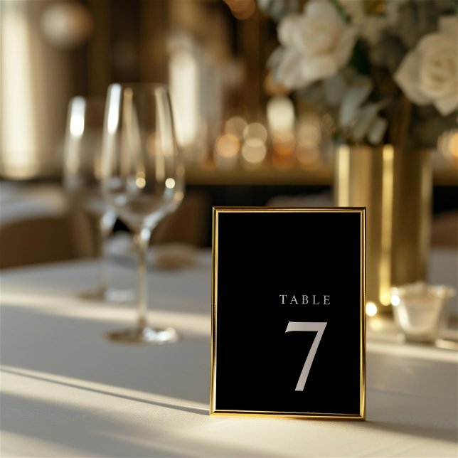 Cartão De Agradecimento Número da Tabela Mínima Moderna Preta e Branca (Modern Minimalist Black & White Table Number)