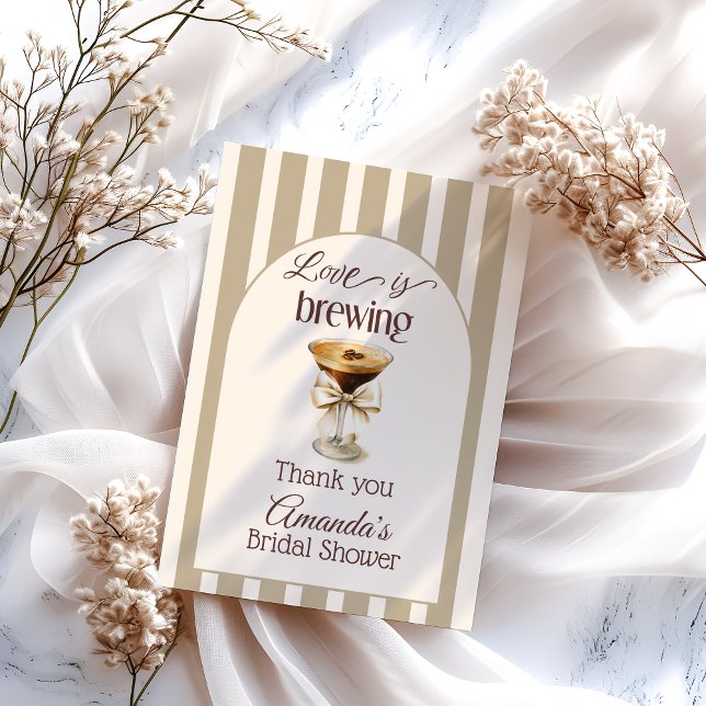 Cartão De Agradecimento O Amor Está Fermentando Brinde de Martini de Espre (Criador carregado)