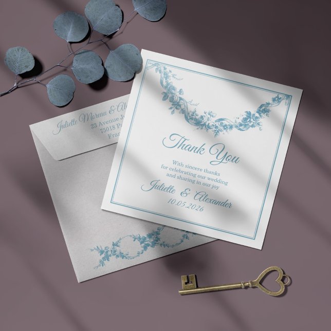 Cartão De Agradecimento Powder Blue Toile de Jouy Wedding Thank You Card (Criador carregado)