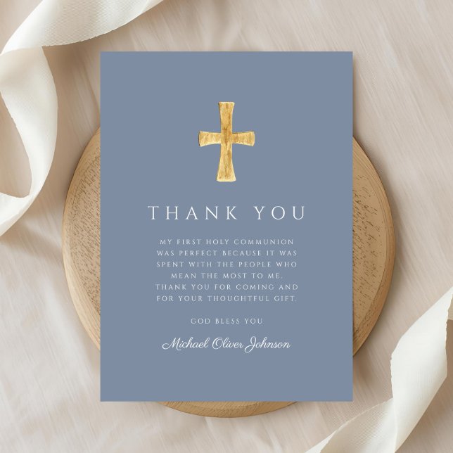 Cartão De Agradecimento Primeira Comunhão Religiosa Menino Azul Empoeirado (Modern Dusty Blue Religious Boy First Communion Thank You Card)