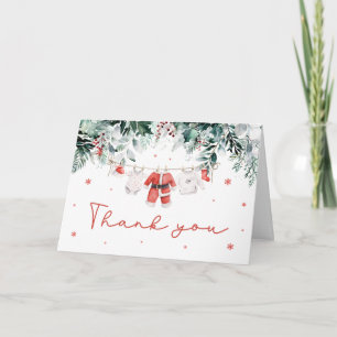 Cartão De Agradecimento Roupas de Bebê Vermelhas de Natal de Inverno Prese