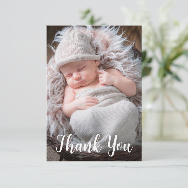 Cartão De Agradecimento Script manuscrito de lançamento de fotos do bebê (Em pé/Frente)