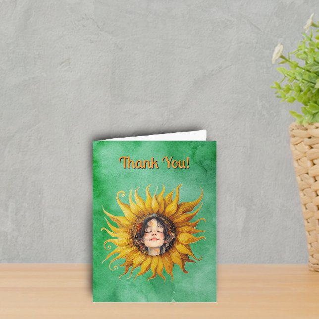 Cartão De Agradecimento Smiling Girls Face in Middle of Yellow Sunflower (Smiling girl's face in middle of big fancy yellow sunflower on shades of green Thank you cards.)