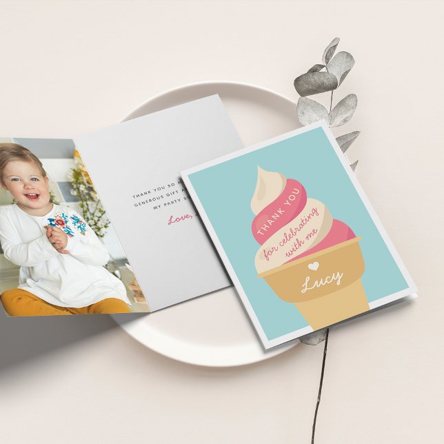 Cartão De Agradecimento Sorvete de morango Aniversário de criança (Criador carregado)