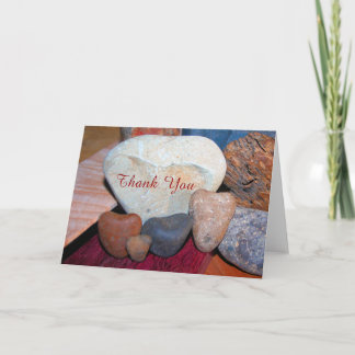 Cartão De Agradecimento Thank You on Heart Shaped Rocks
