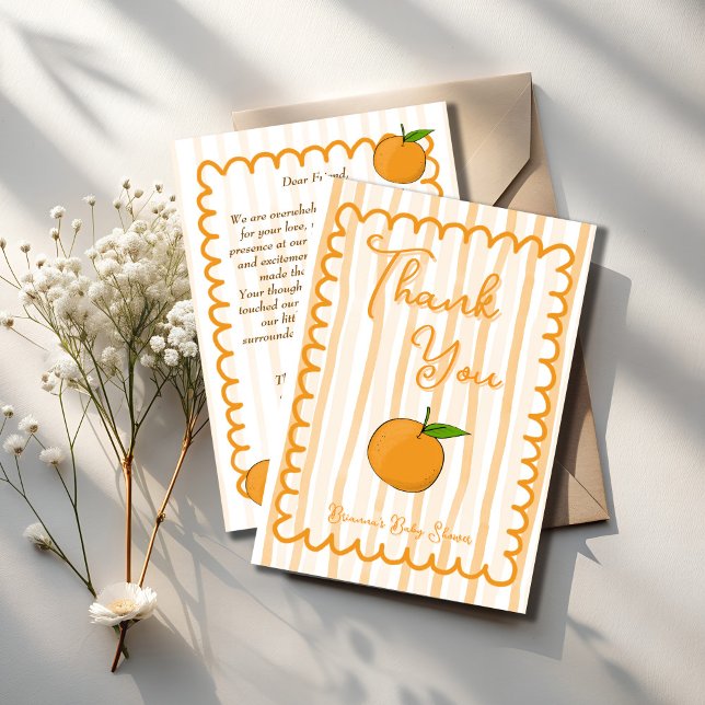 Cartão De Agradecimento Um chá de fraldas de citros branco (A little cutie whimsical orange handrawn wavy border sketch citrus baby shower thank you cards)