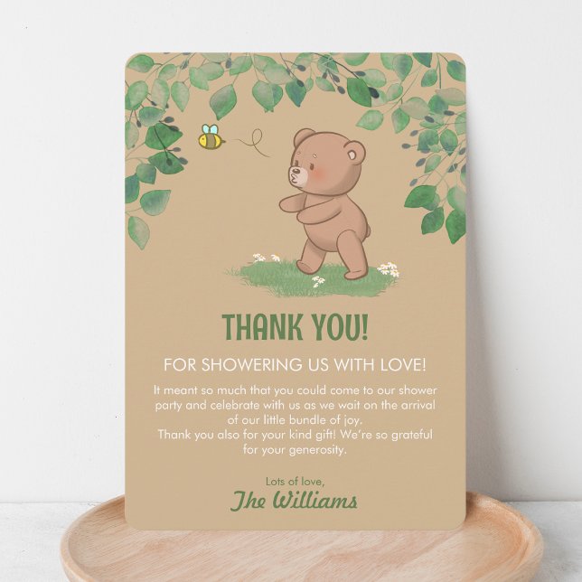 Cartão De Agradecimento Um Chá de fraldas De Cubo De Urso (The playful little cub is a perfect way to say thank you  to your friends and family.)