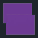 Cartão De Agradecimento um fundo roxo com um<br><div class="desc">O design é um grande quadrado azul,  que parece ser um céu claro e claro. A cor do céu é uma cor azul profunda,  dando-lhe uma aparência vibrante e viva.</div>