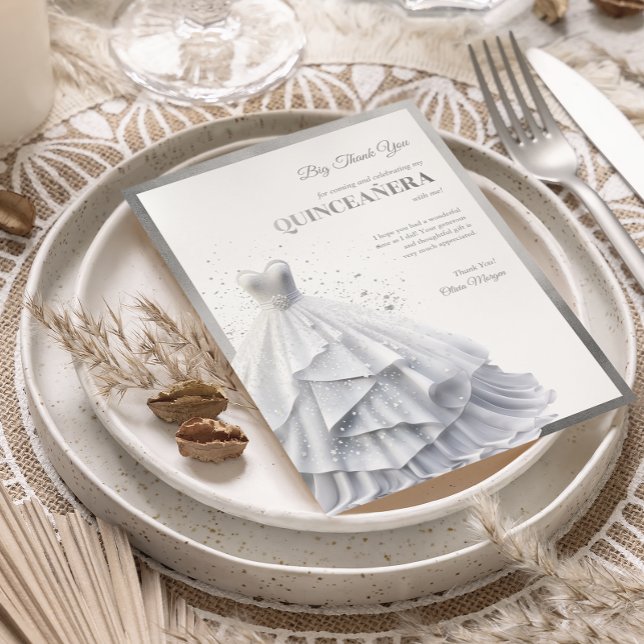 Cartão De Agradecimento Vestido Vermelho Quintencera Glam (Criador carregado)