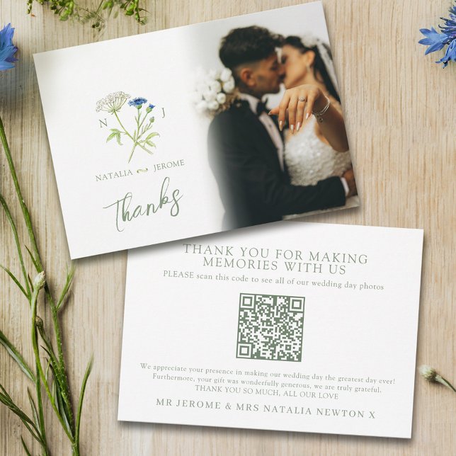 Cartão De Agradecimento Wildflower monogram wedding photo QR Code (Criador carregado)