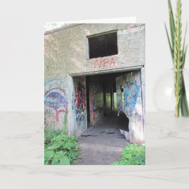 Cartão de aniversário #2 "Walcott Insane Asylum Po (Frente)