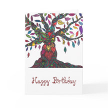 Cartão de aniversário com árvore colorida e coraçõ