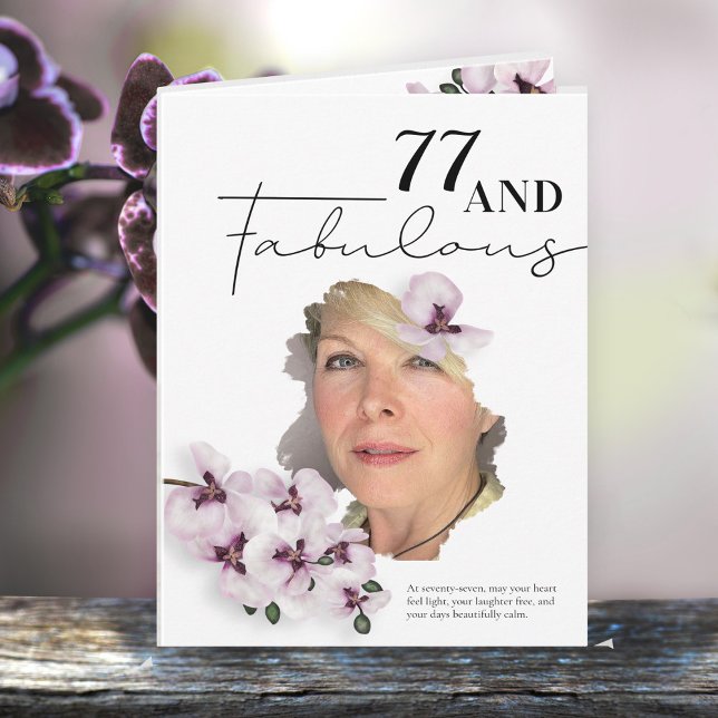 Cartão de aniversário com foto de orquídea para 77 (Criador carregado)