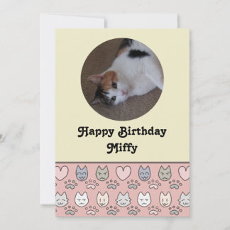 Cartão de Aniversário com Padrão de Gatinho Fofo