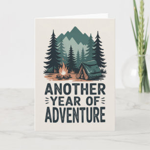 Cartão de aniversário de aventura ao ar livre para