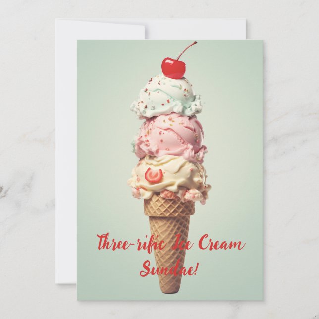 Cartão de Aniversário de Sorvete Sundae Três-rific (Frente)