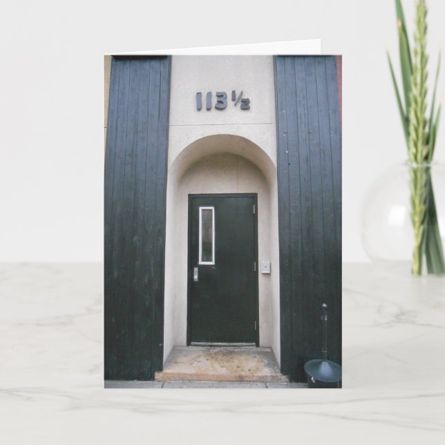 Cartão de Aniversário "Prédio 113 & 1/2" (Frente)